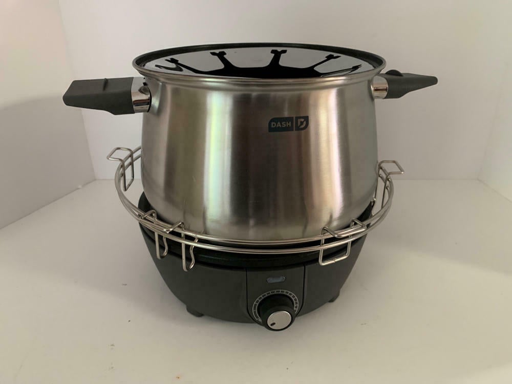 Dash Deluxe Fondue Maker